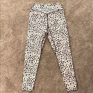 Balance Athletica Ascend Legging - Snow Leopard